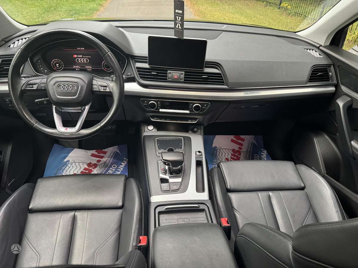Audi Q5, 2.0 l., Внедорожник / Кроссовер