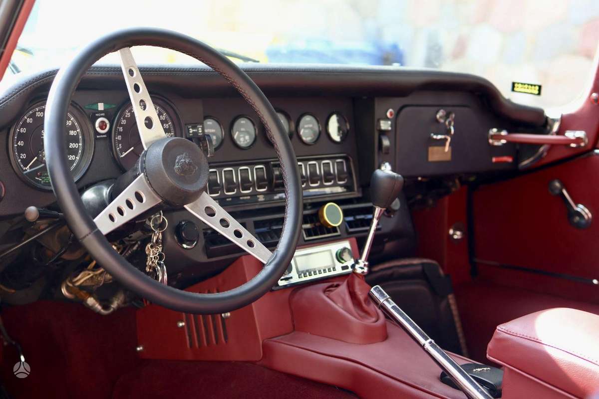 Jaguar E-Type, 5.2 l., mpv / minivan