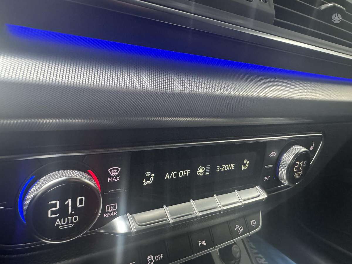 Audi Q5, 2.0 l., Внедорожник / Кроссовер