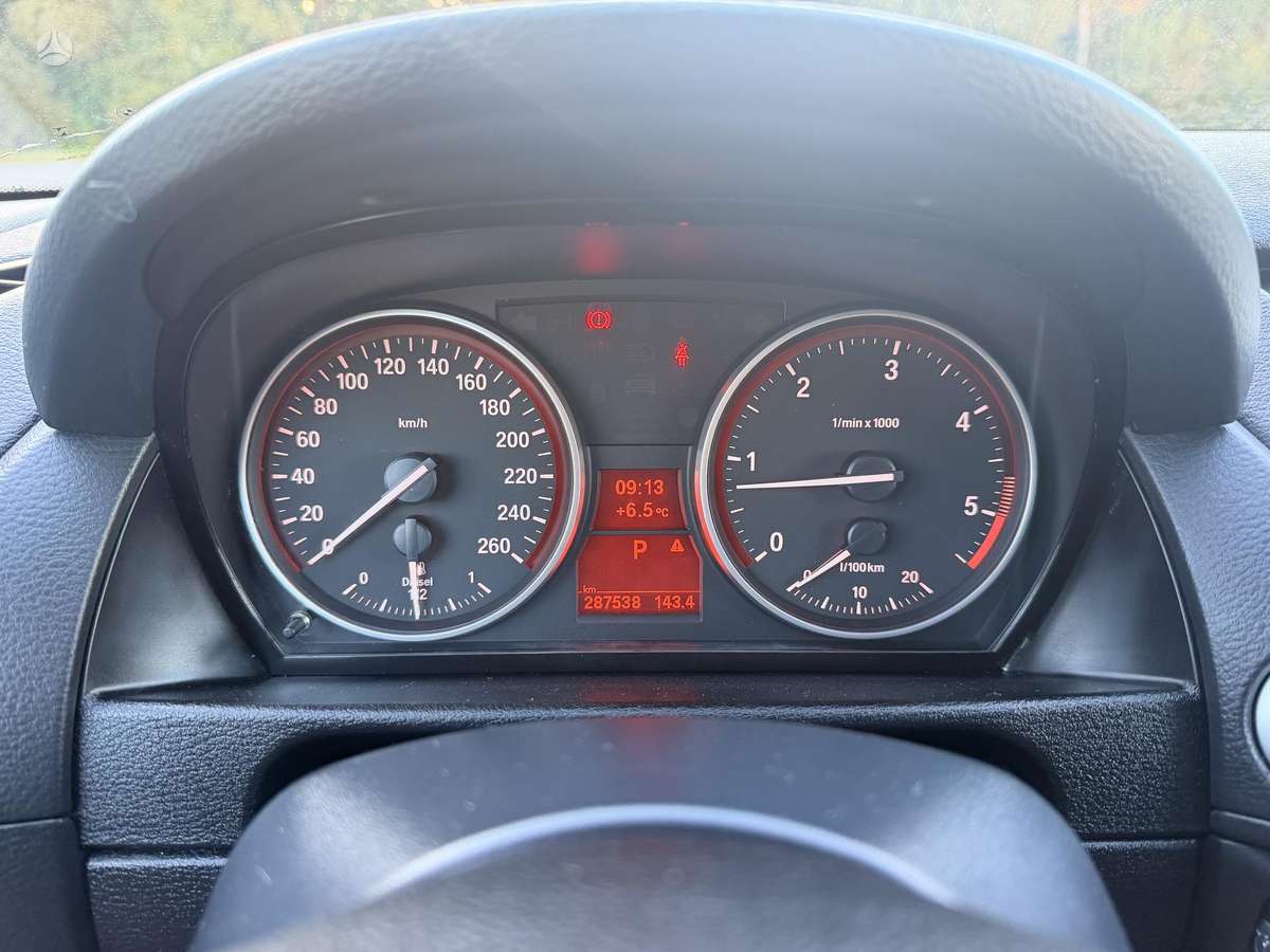 BMW X1, 2.0 l., hatchback