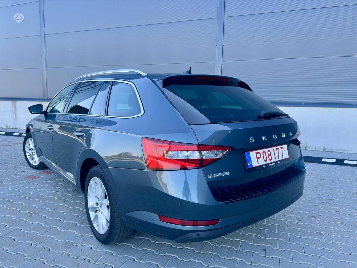 Skoda Superb, 2.0 l., wagon