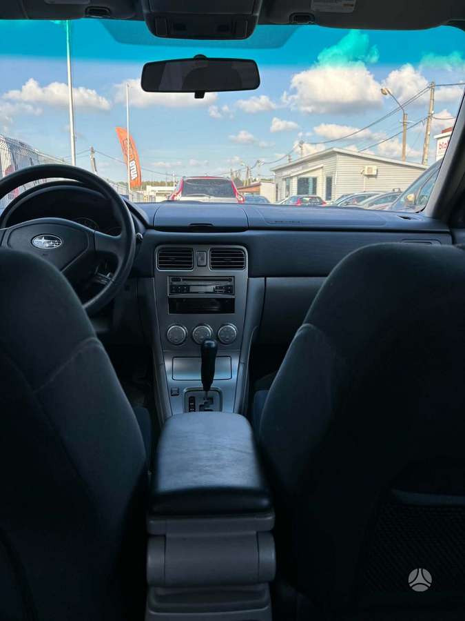 Subaru Forester, 2.0 l., Внедорожник / Кроссовер