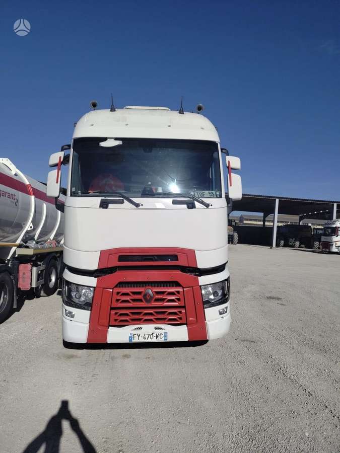 Renault T520 HIGH, FRANCE, double sleeper
