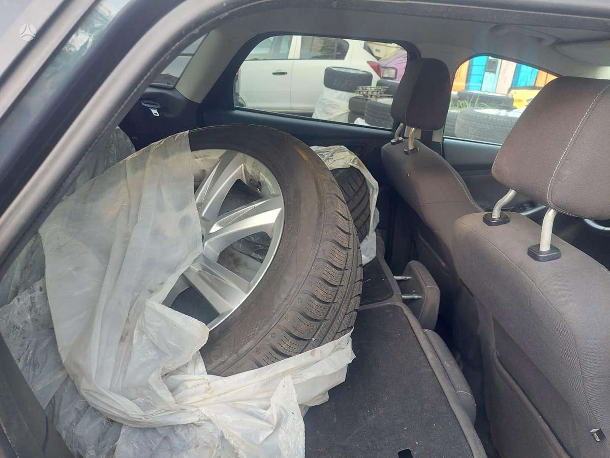 Volvo S90, 2.0 l., Седан