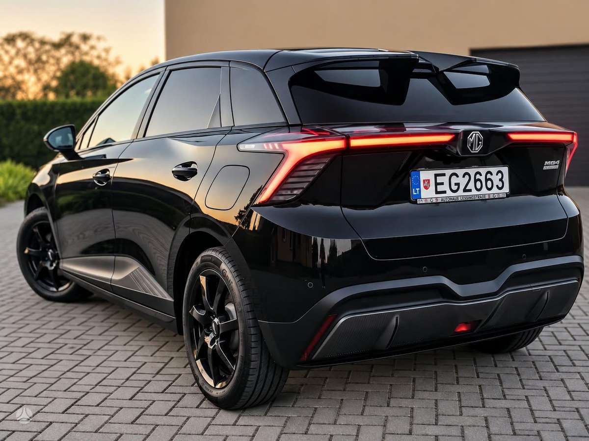 MG MG4 EV, 64 kWh, hatchback