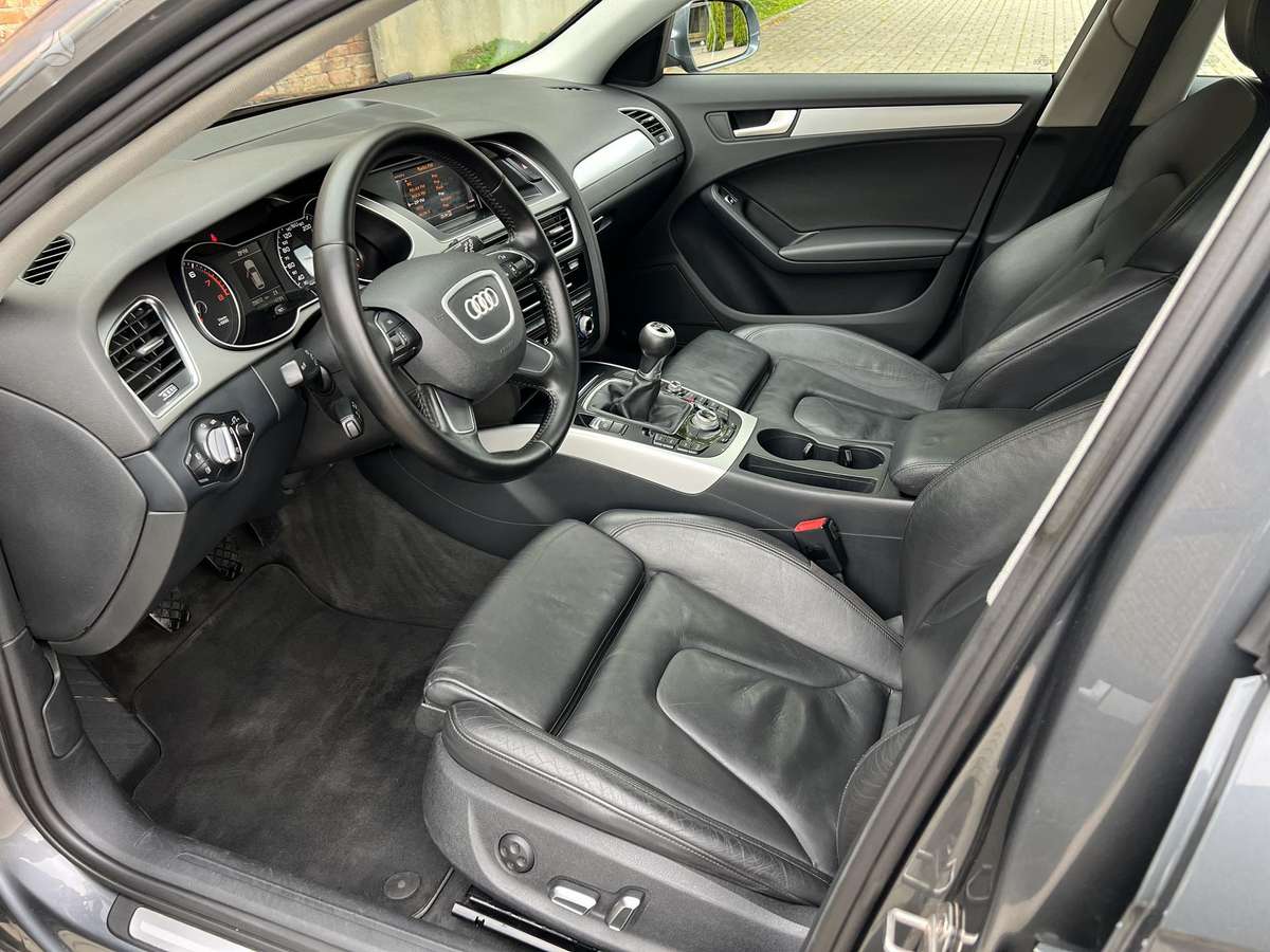 Audi A4, 1.8 l., universalas