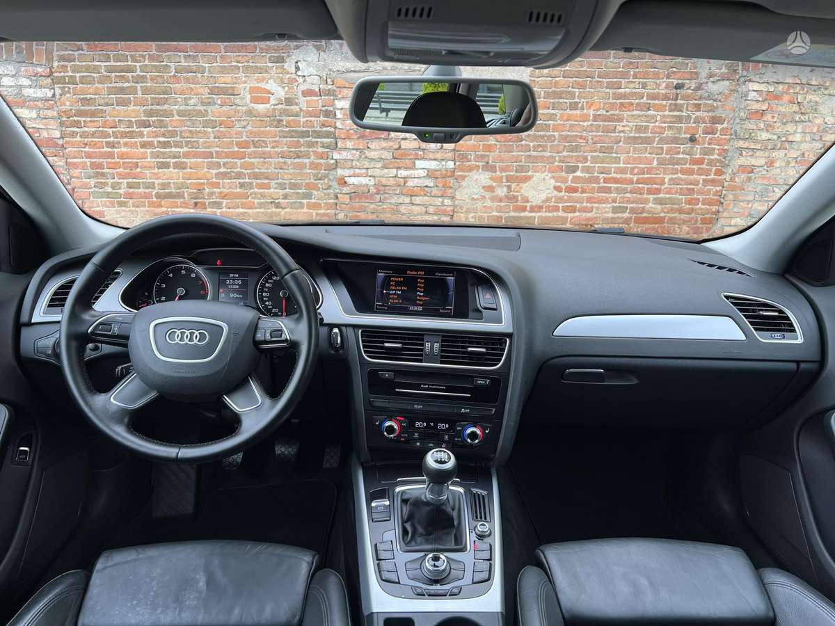 Audi A4, 1.8 l., universalas