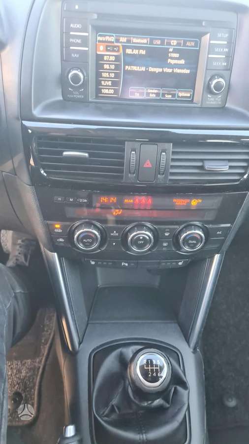 Mazda CX-5, 2.2 l., off-road / crossover