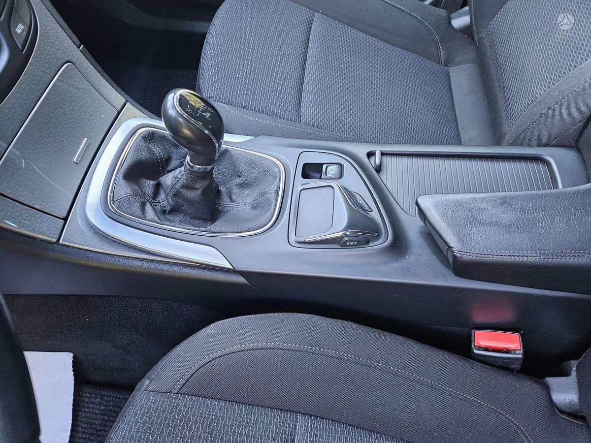 Opel Insignia, 2.0 l., wagon