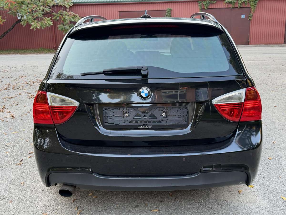 BMW 320, 2.0 l., wagon