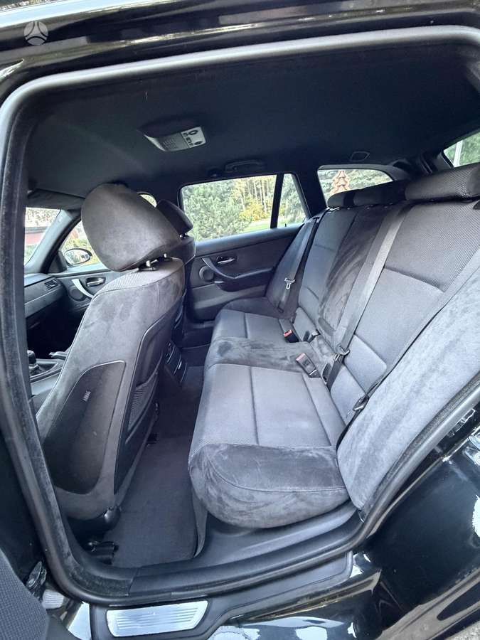 BMW 320, 2.0 l., wagon