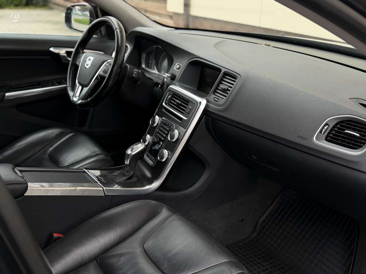 Volvo V60, 2.0 l., wagon