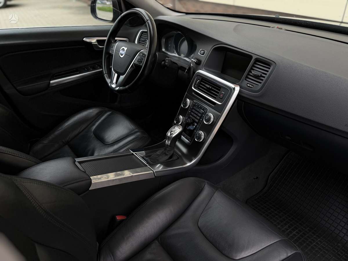 Volvo V60, 2.0 l., wagon