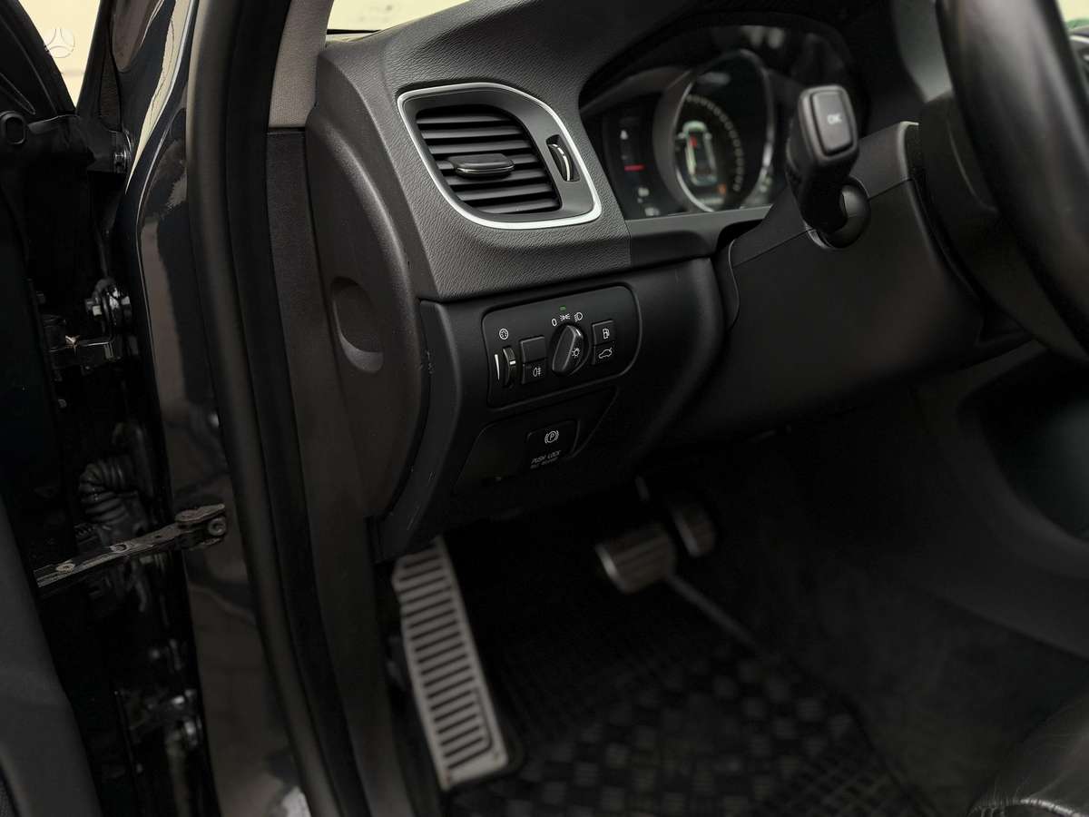 Volvo V60, 2.0 l., wagon