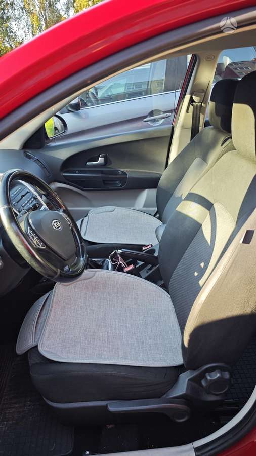 Kia Ceed, 1.6 l., Хэтчбек
