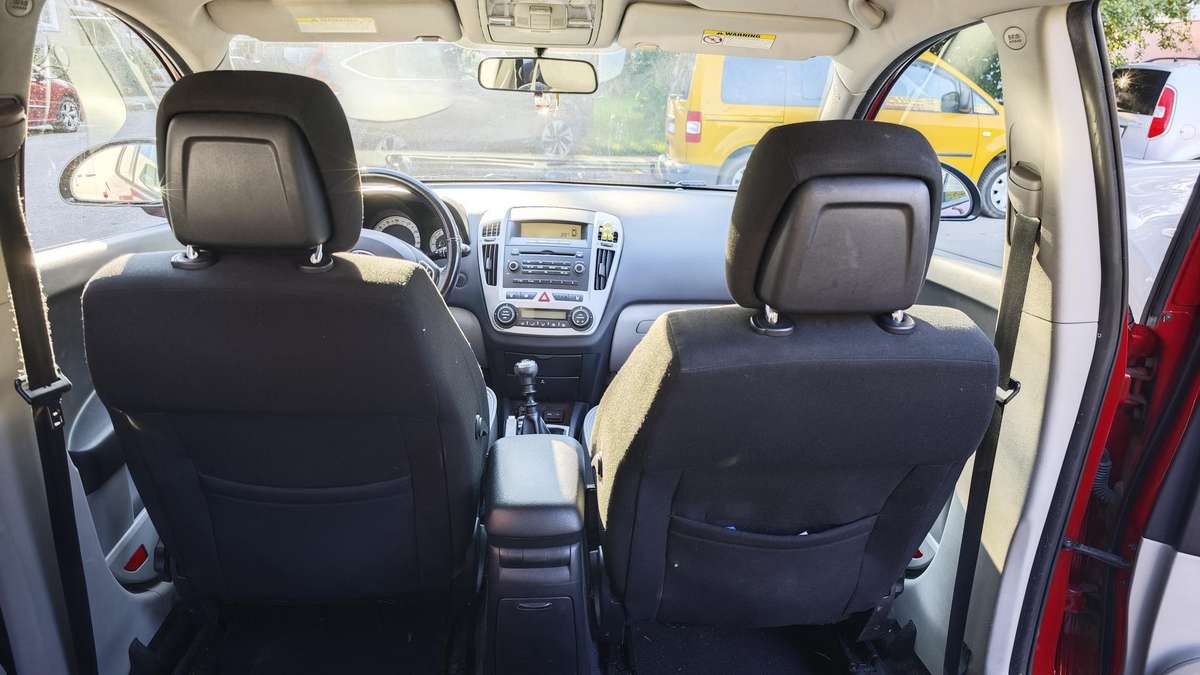 Kia Ceed, 1.6 l., hečbekas