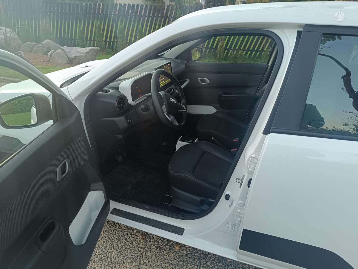 Dacia Spring, 27 кВт·ч, Хэтчбек