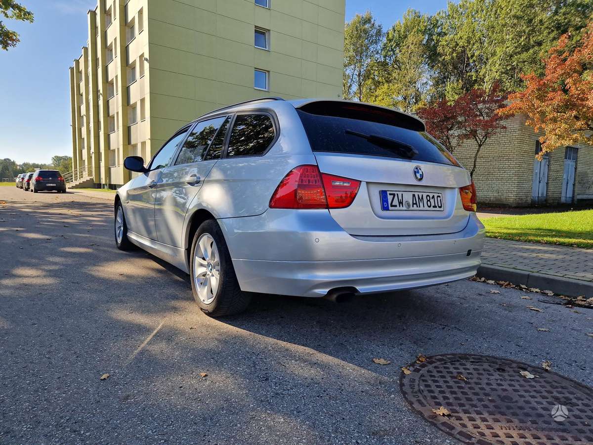 BMW 318, wagon