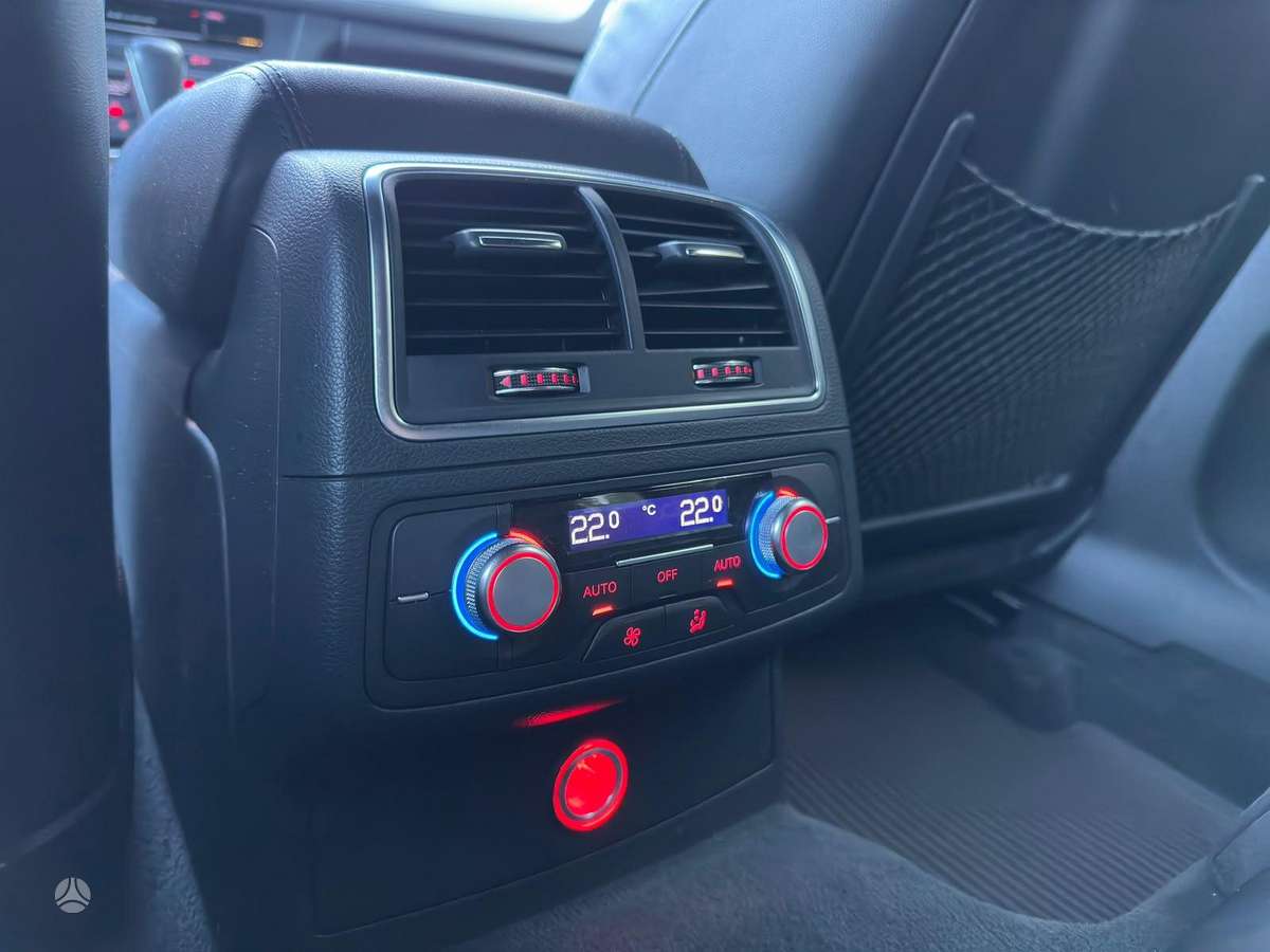 Audi A6 allroad, 3.0 l., Универсал