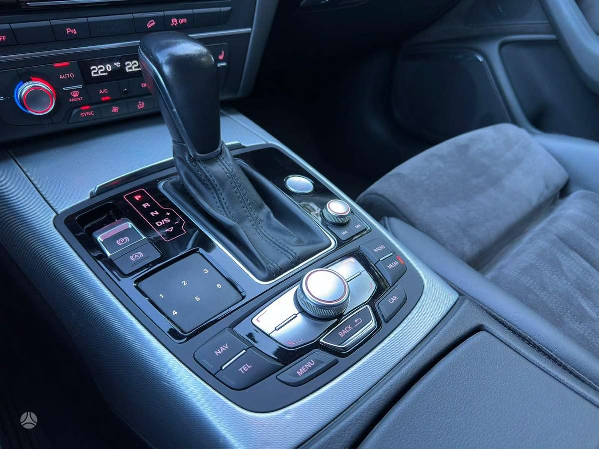 Audi A6 allroad, 3.0 l., Универсал