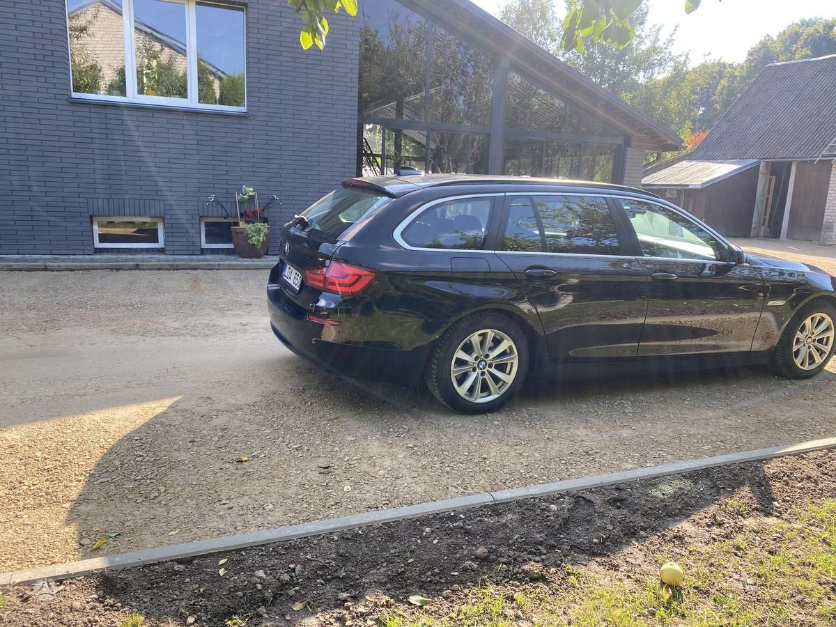 BMW 520, 2.0 l., wagon