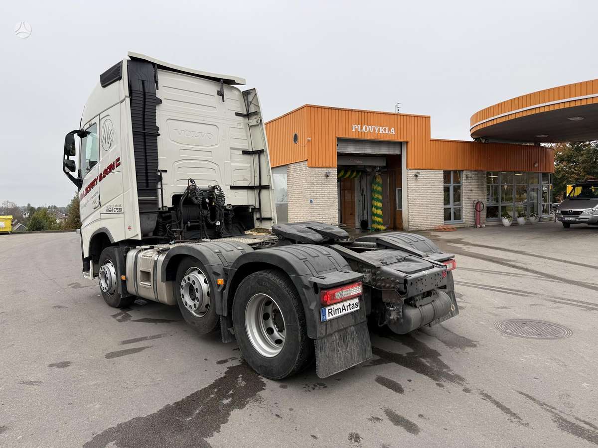 Volvo FH460, single sleeper