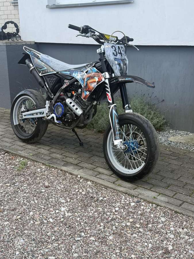 Fantic XMF 125 Competition 125cc, supermoto