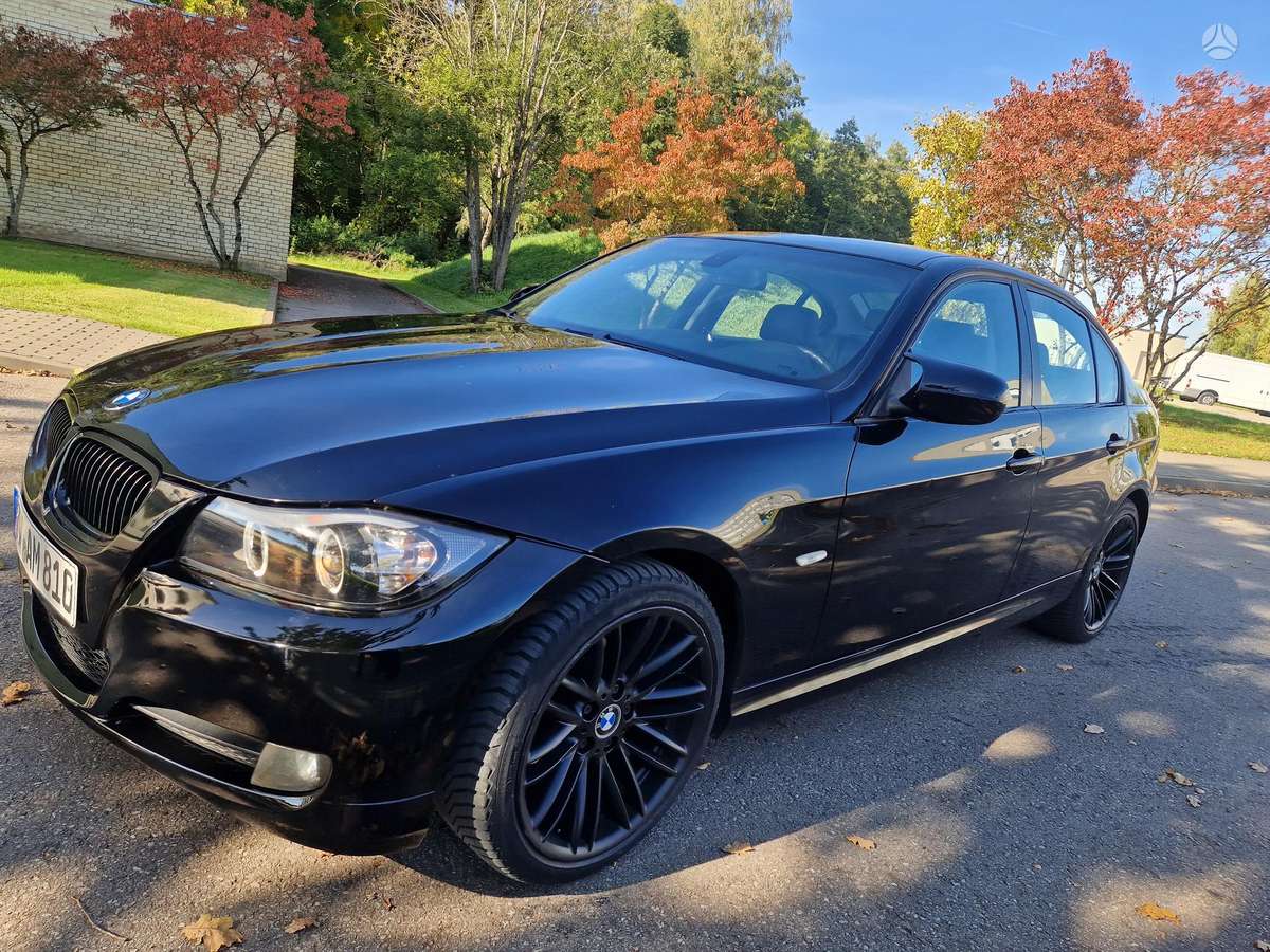BMW 318, 2.0 l., Седан