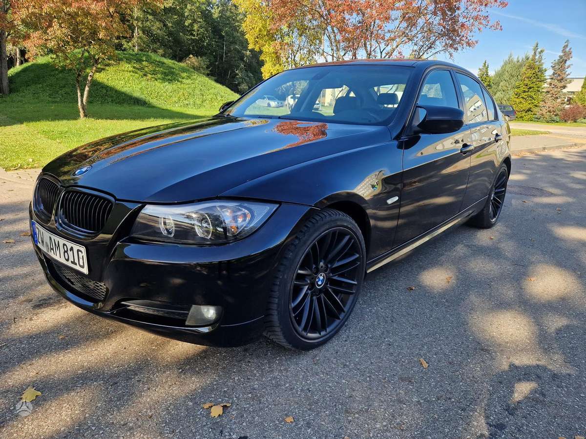 BMW 318, 2.0 l., Седан