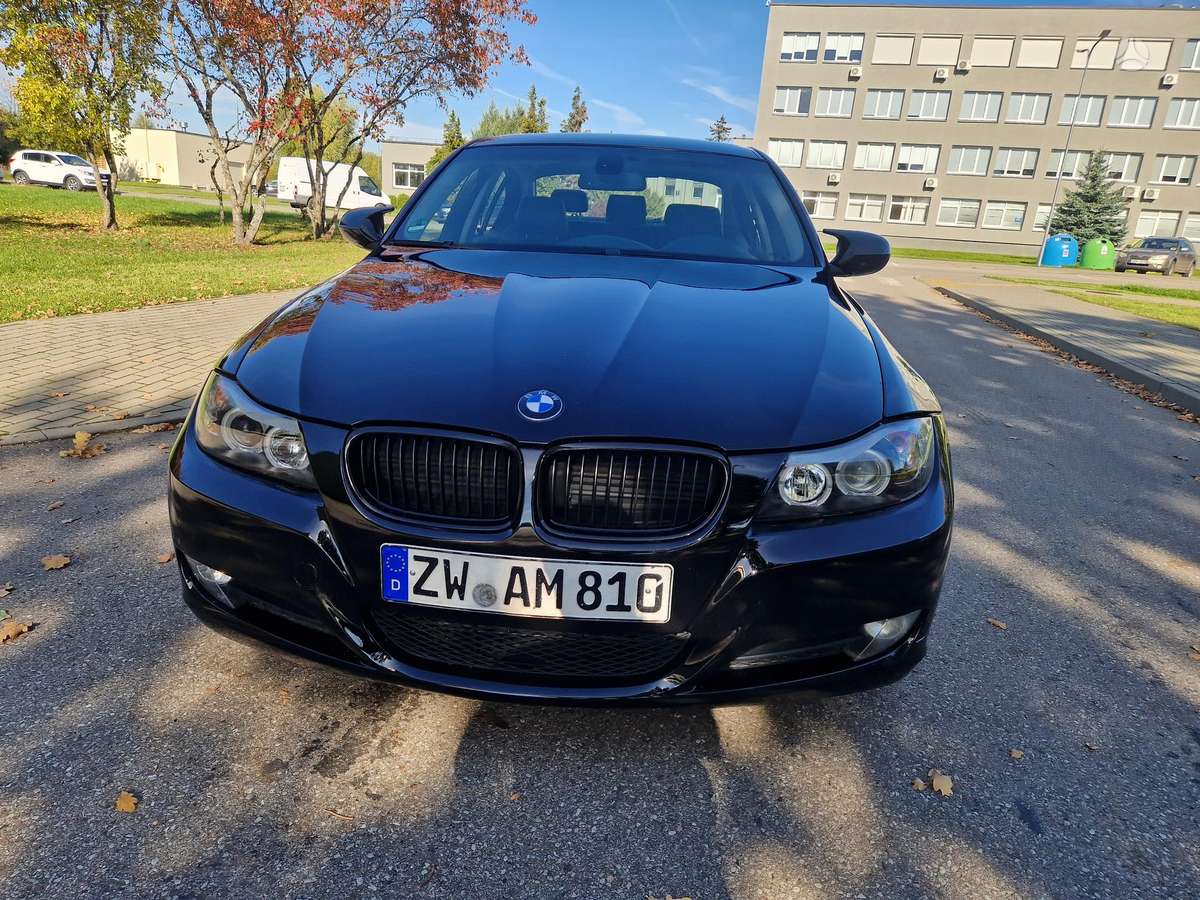 BMW 318, 2.0 l., Седан