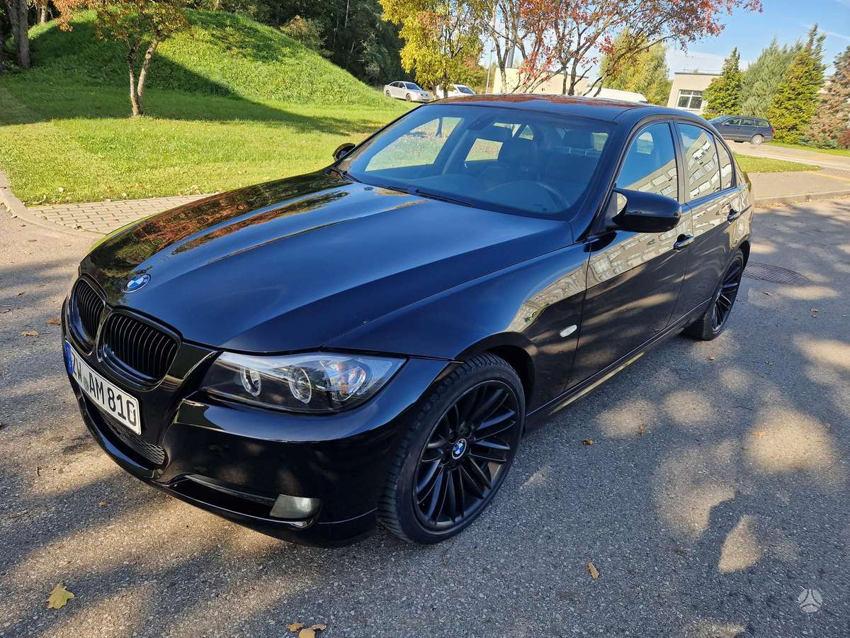 BMW 318, 2.0 l., Седан