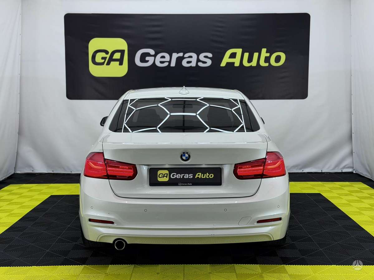 BMW 316, 2.0 l., Седан