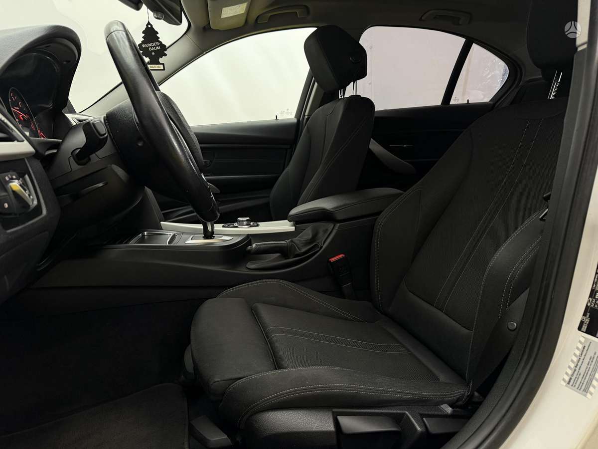 BMW 316, 2.0 l., Седан