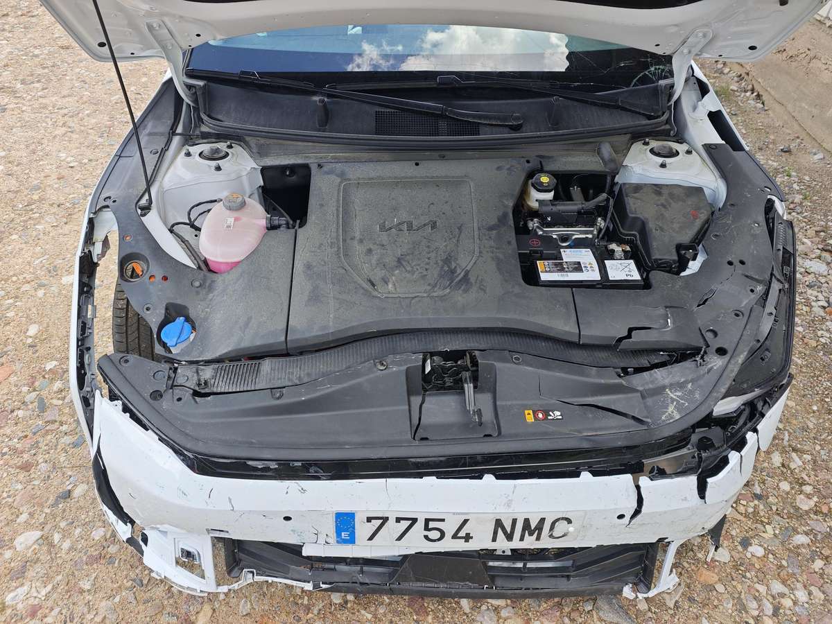 Kia EV4, 82 kWh, mpv / minivan