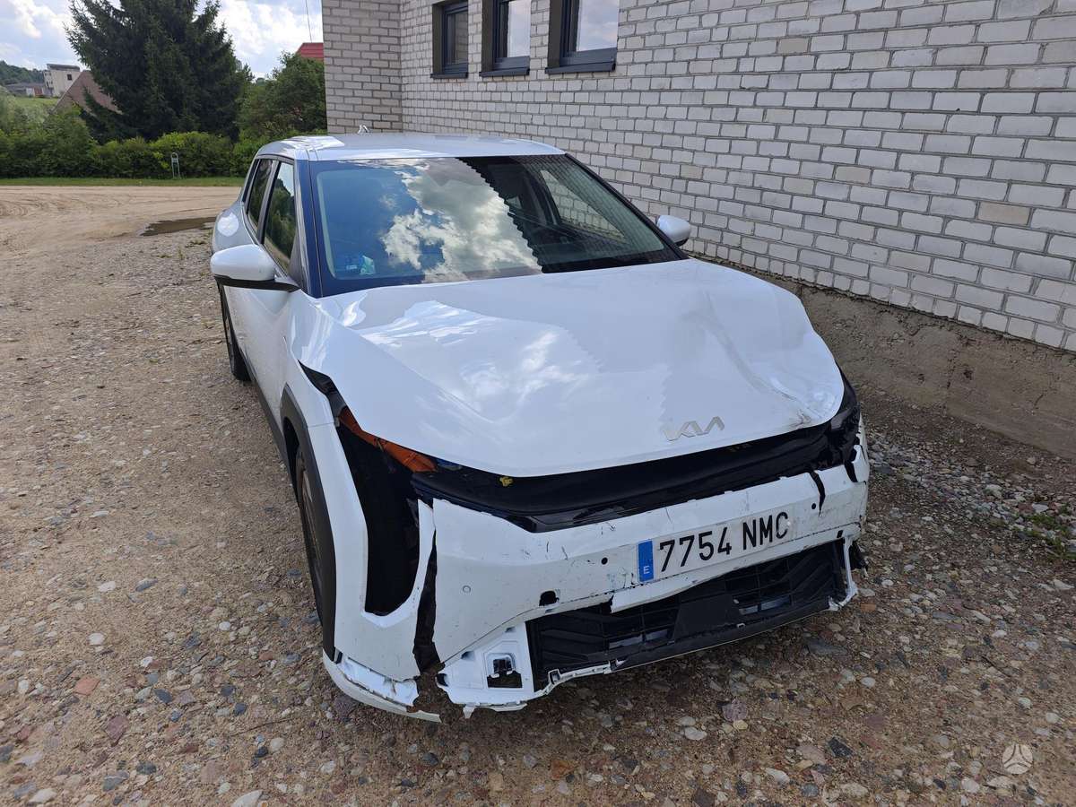 Kia EV4, 82 kWh, mpv / minivan