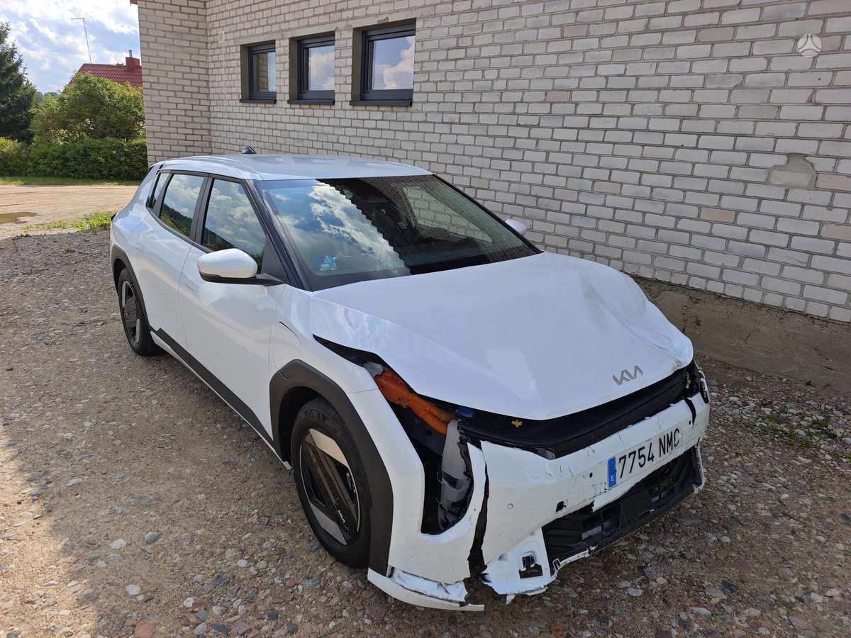 Kia EV4, 82 kWh, mpv / minivan