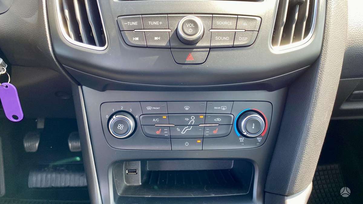 Ford Focus, 1.0 l., universalas