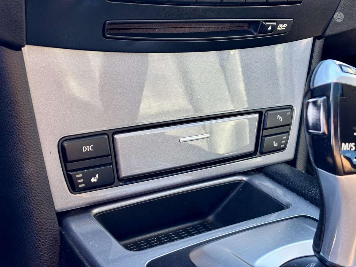 BMW 525, 3.0 l., Седан