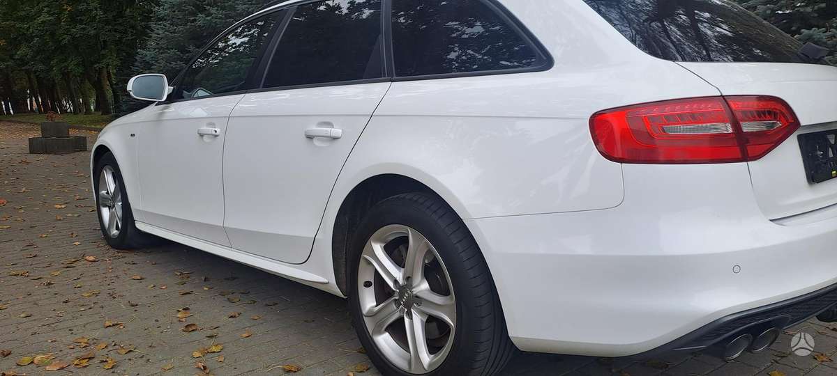 Audi A4, 2.0 l., Универсал