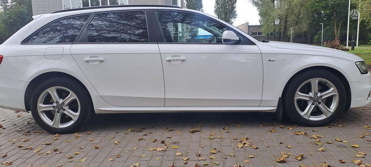 Audi A4, 2.0 l., Универсал