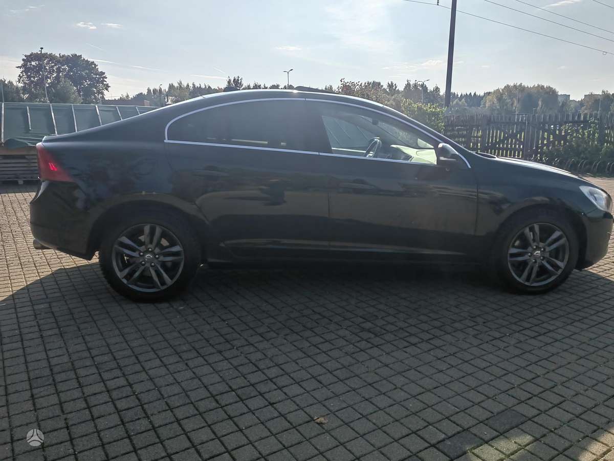 Volvo S60, 2.5 l., Седан