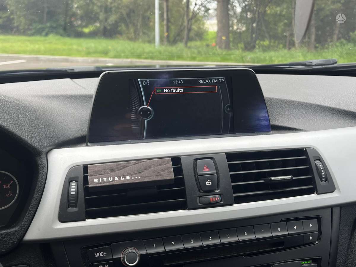 BMW 318, 1.8 l., Универсал