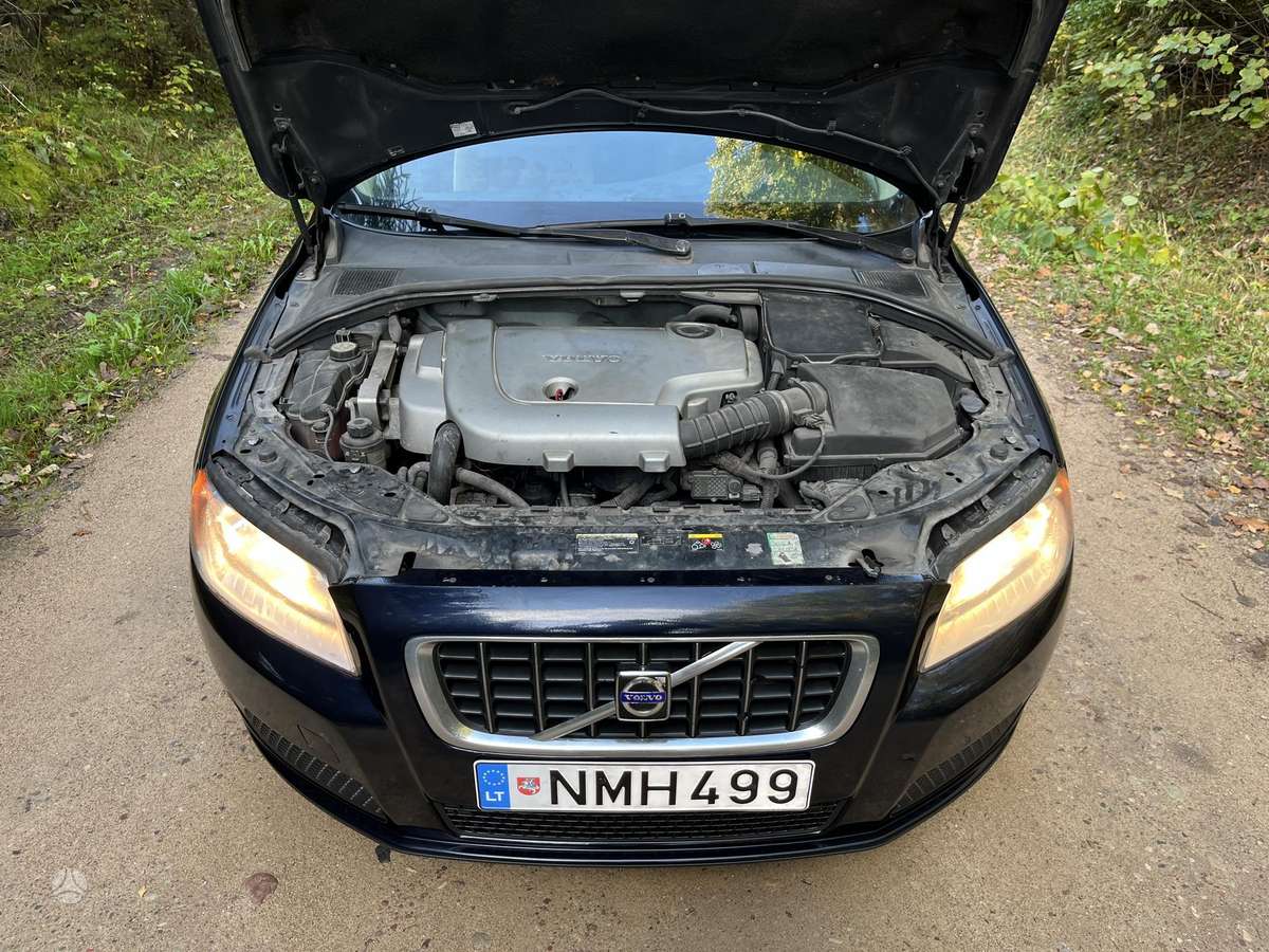 Volvo V70, 2.4 l., universalas