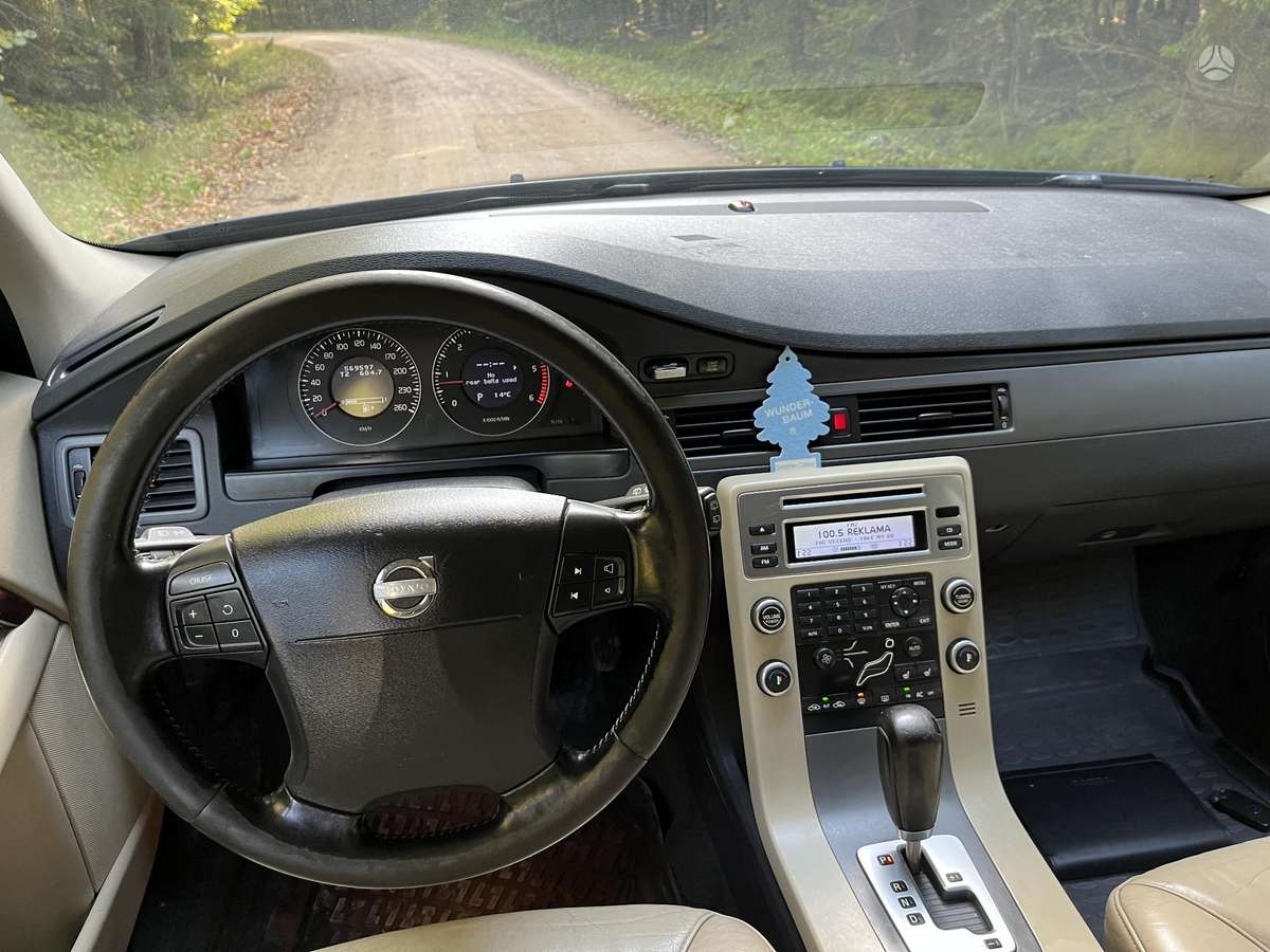 Volvo V70, 2.4 l., universalas