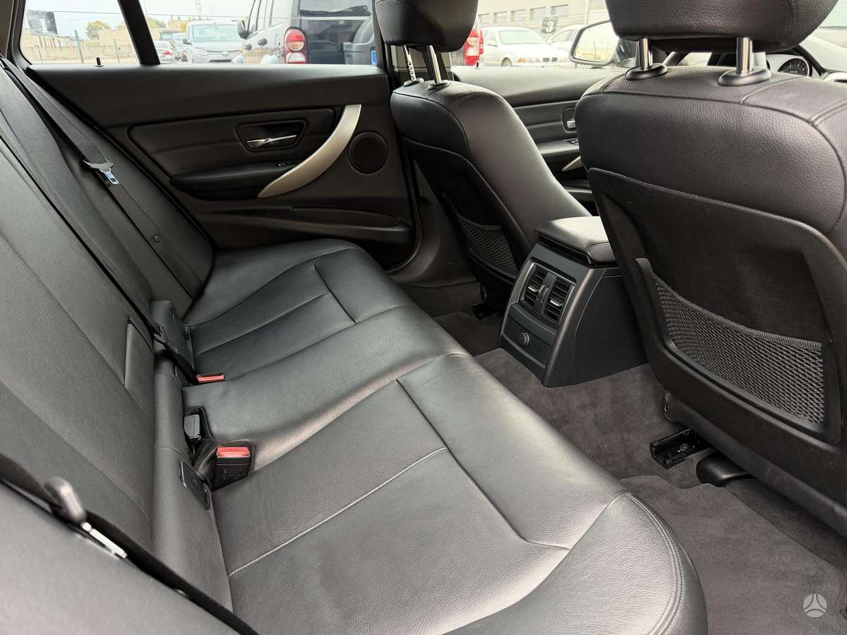 BMW 320, 2.0 l., universalas