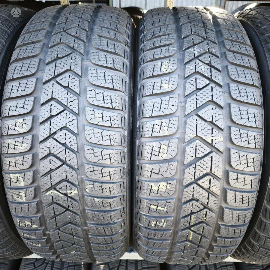 Pirelli Sottozero 3, winter 215/60 R16