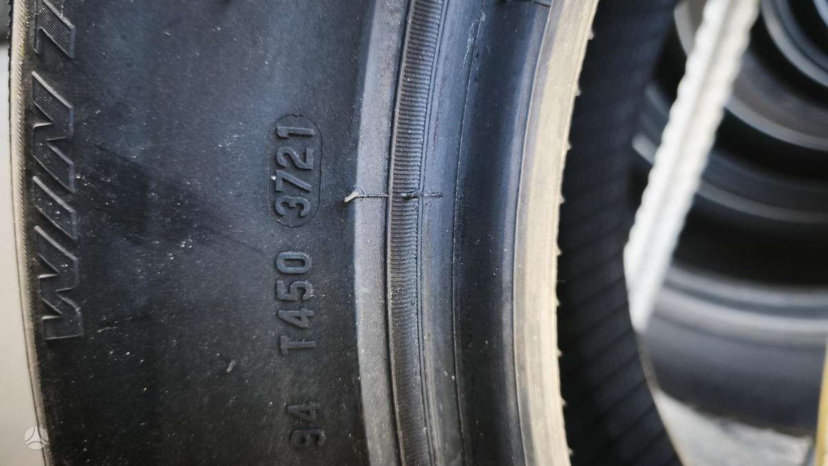 Pirelli Sottozero 3, winter 215/60 R16