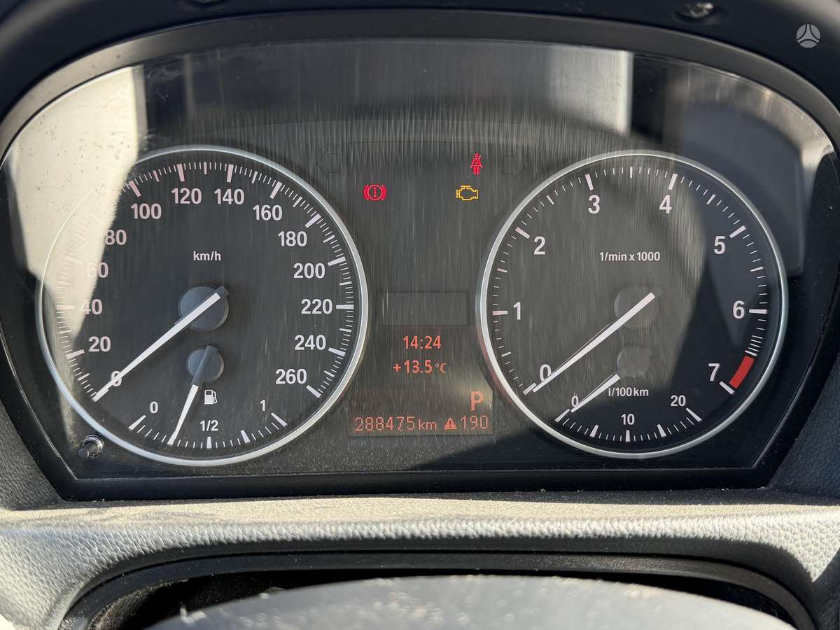 BMW 318, 2.0 l., Седан