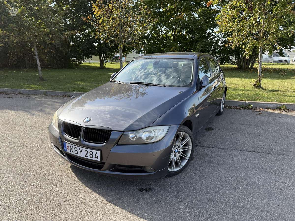 BMW 318, 2.0 l., Седан
