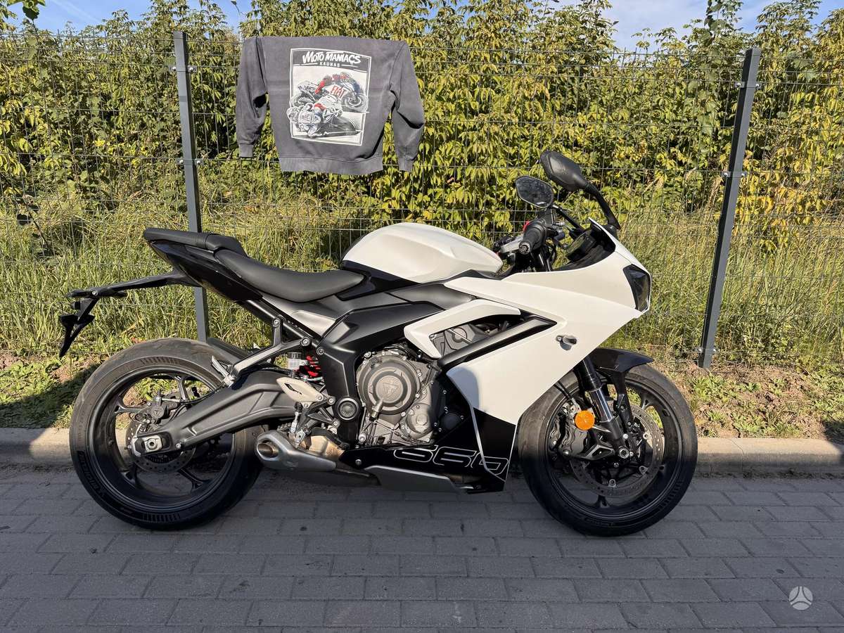 Triumph Daytona 660cc, superbikes